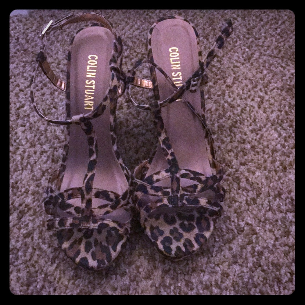 Leopard print wedge